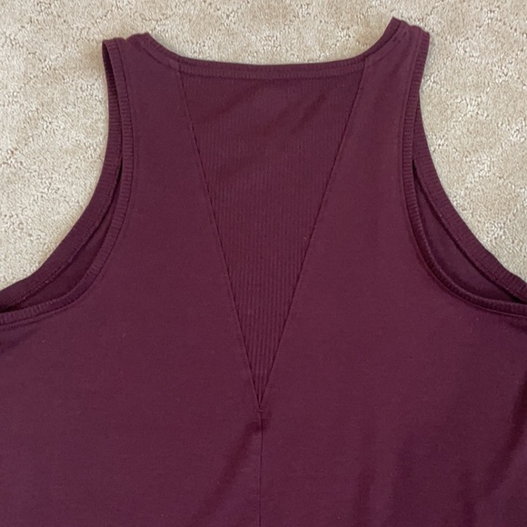 Athleta tank in beautiful burgundy 💕 - Picture 4 of 5